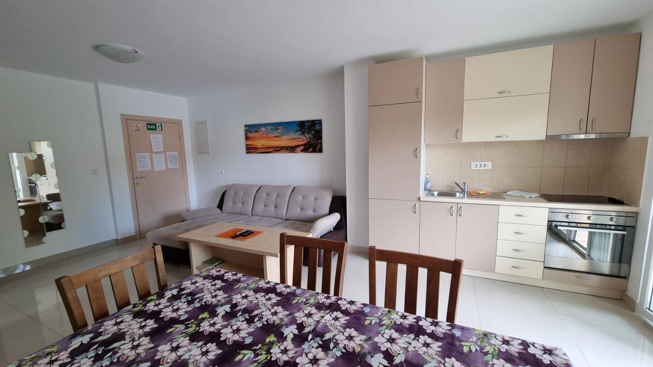 Apartments Bellator Šilo Dış mekan fotoğraf
