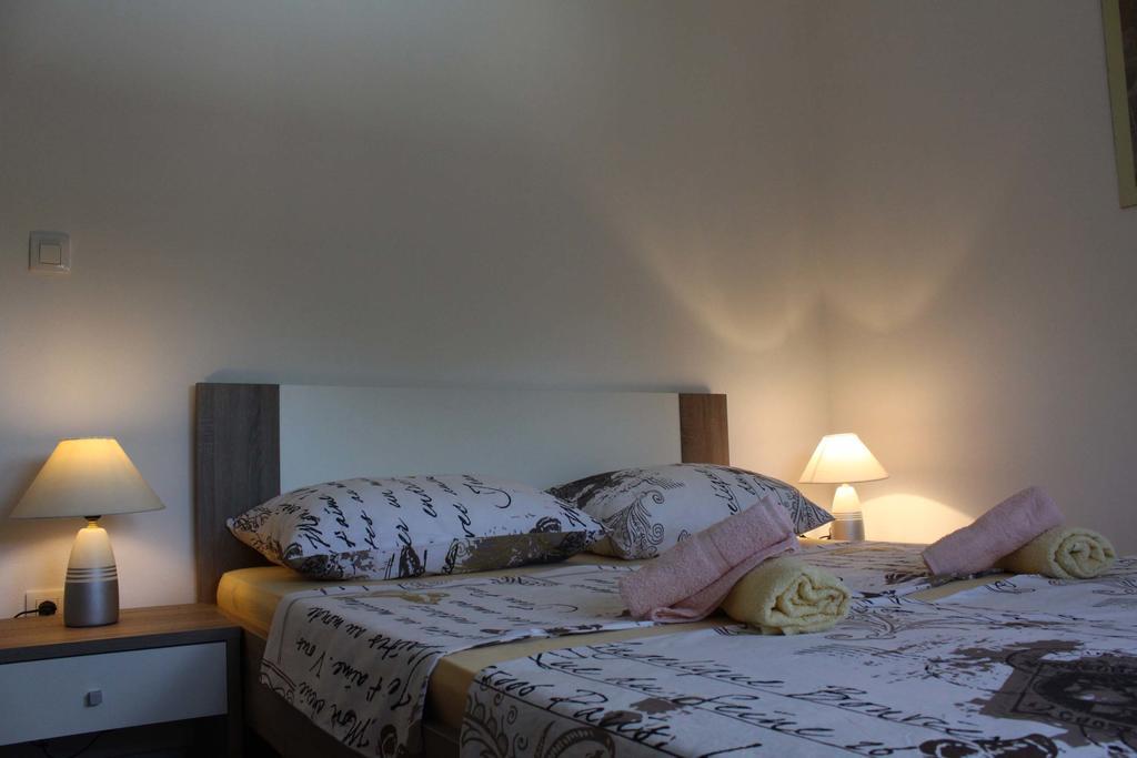 Apartments Bellator Šilo Dış mekan fotoğraf