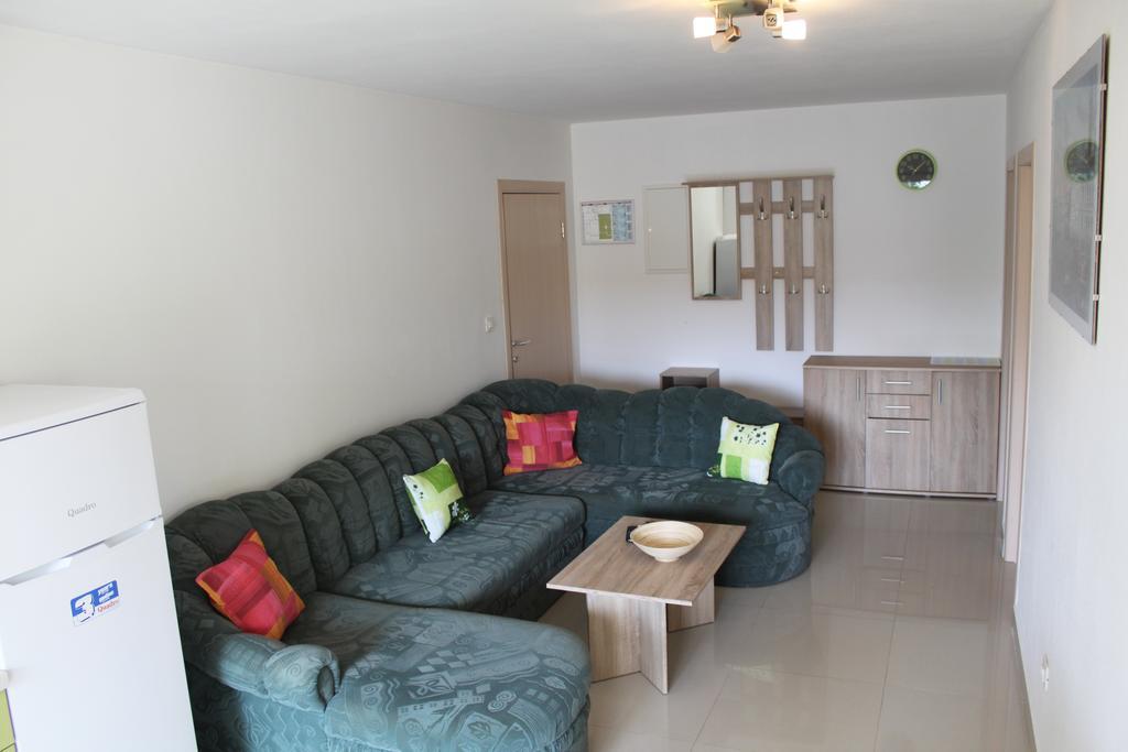 Apartments Bellator Šilo Dış mekan fotoğraf